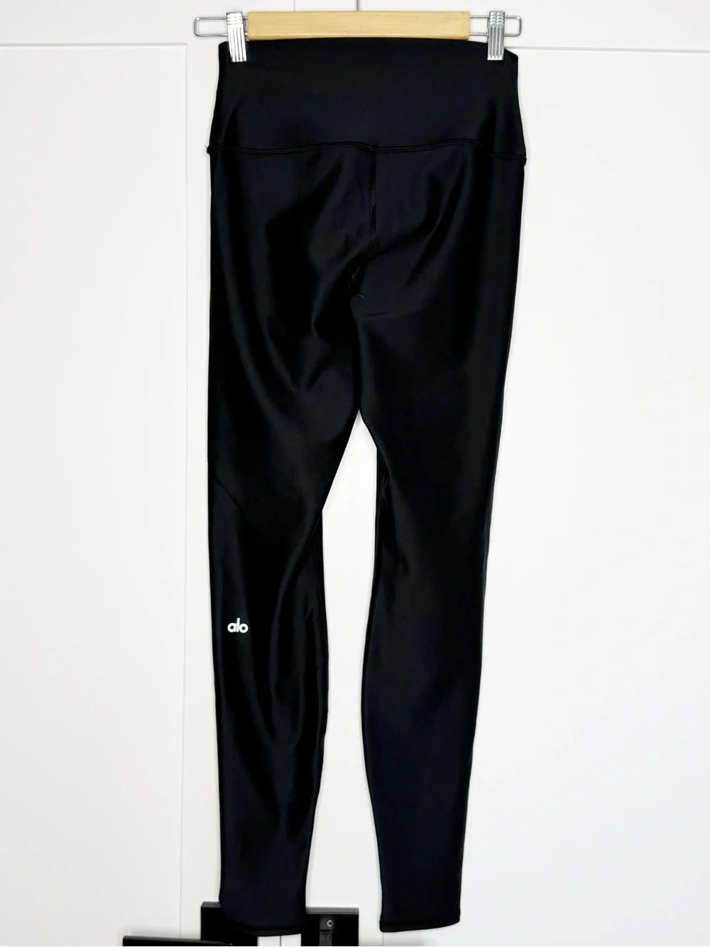 Alo high waist air lift leggings medium black full length 28” athletic yoga
